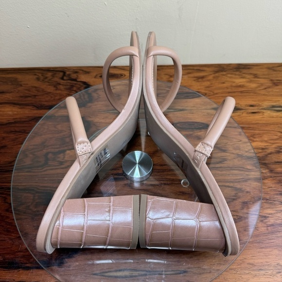 DV by Dolce Vita Halsty Double Band Mules in caramel - Picture 13 of 16